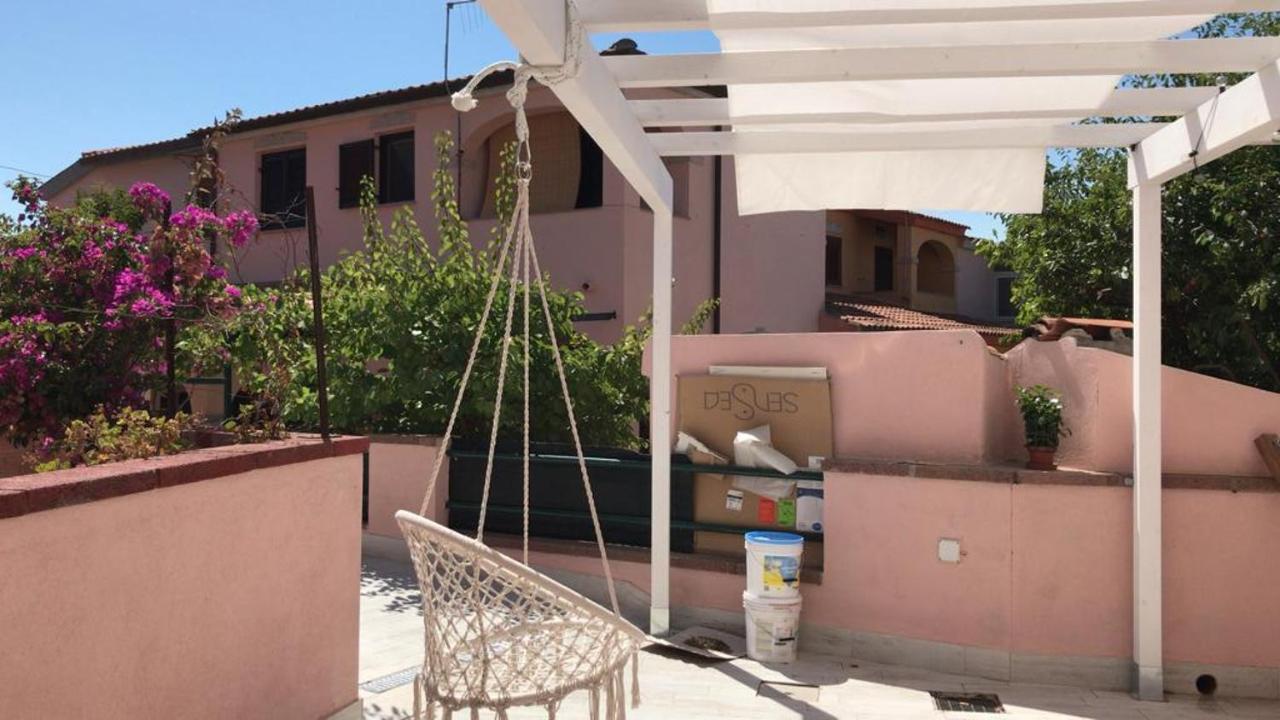 Beach House Tanaunella Exterior photo